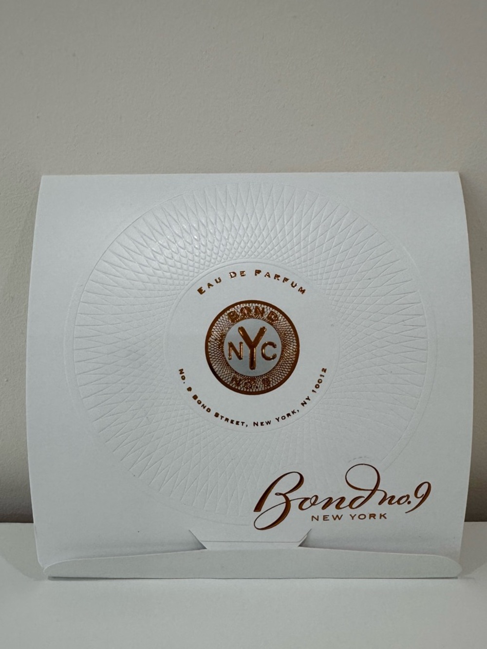 Bond N.9 EDP Set of 3 Mini Size Perfumes | Size Each 1.7ml/ .057fl oz - Picture 4 of 4